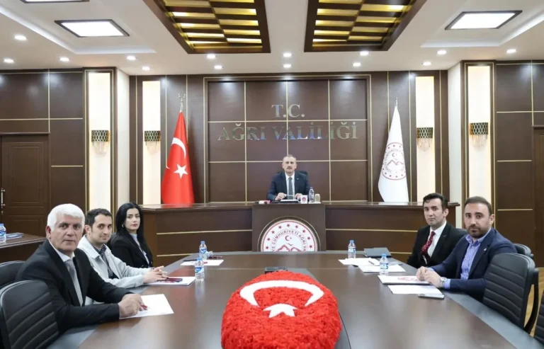 Ağrı’da Engelsiz Yarınlar İçin Dev Zirve: Hayat Paylaştıkça Güzel