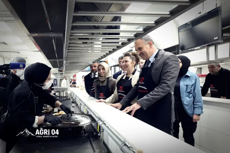 Ağrı’da Lezzet Yarışması: Asırlık Tarifler Yarıştı!