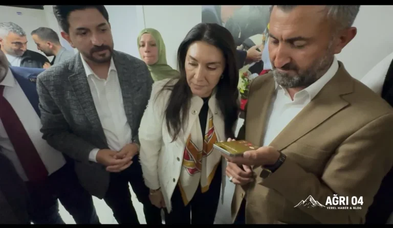 Cumhurbaşkanı Erdoğan’dan AK Parti Ağrı Teşkilatına Bayram Sürprizi