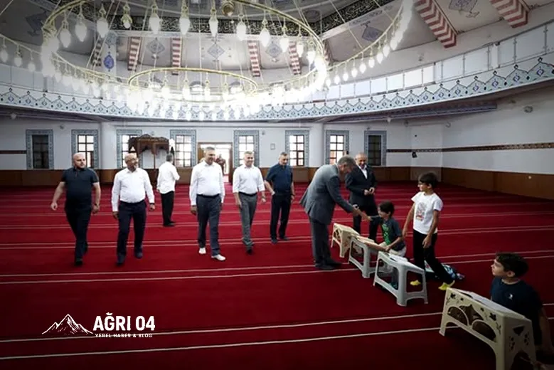 Rektör Gülçin’den Kur’an Kursuna Anlamlı Ziyaret: “Geleceğin Sancar’ları Sizlersiniz!”