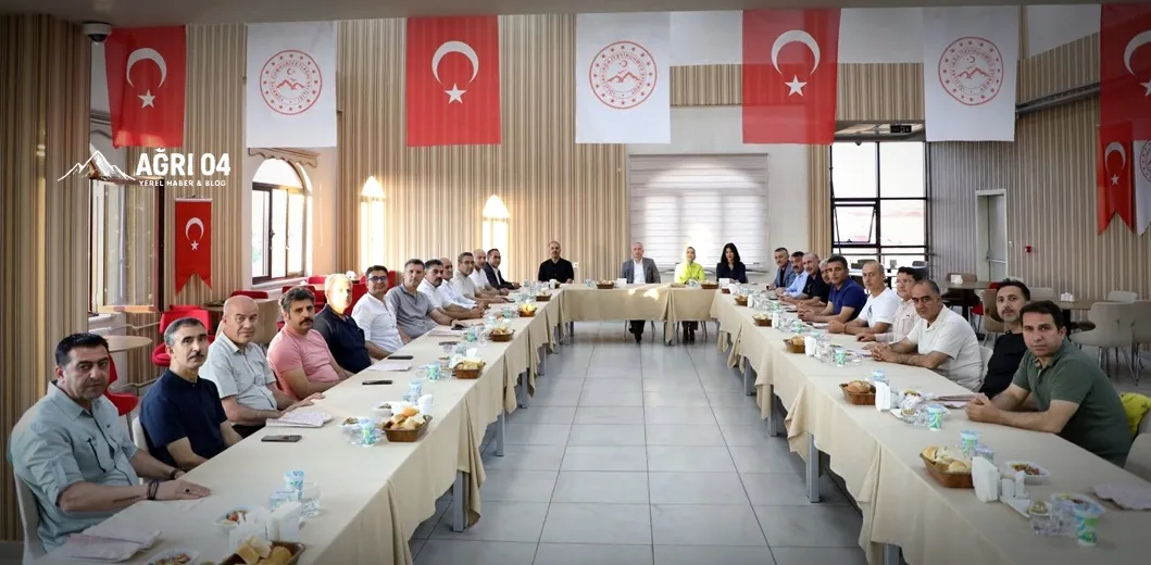 Ağrı’da Duygusal Veda: Hasan Kökrek Şanlıurfa’ya Uğurlandı!