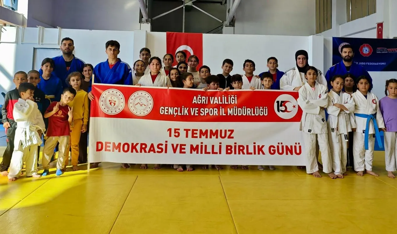 Ağrı’da 15 Temmuz Ruhu: Spor Sahalarında Tek Yürek