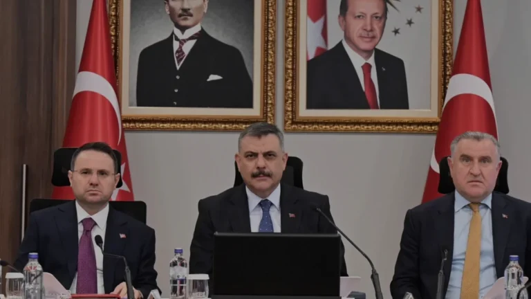Bakanlardan 2026 2027 Futbol Sezonu İçin Kritik Güvenlik Toplantısı