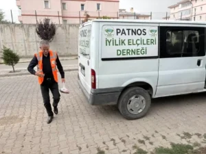 Patnos’ta Sessiz Çığlıklara Yanıt: İyilik Elçileri Kapı Kapı Geziyor