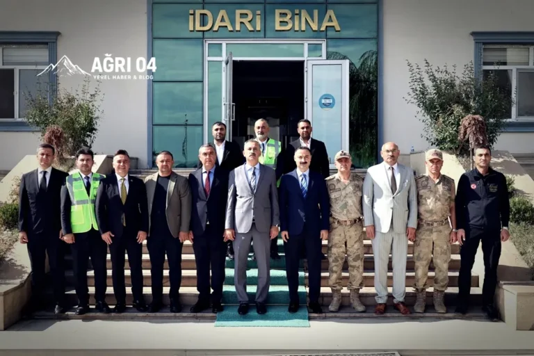 Vali Bozkurt’tan Ağrı Çimento Fabrikası’na Saha Ziyareti