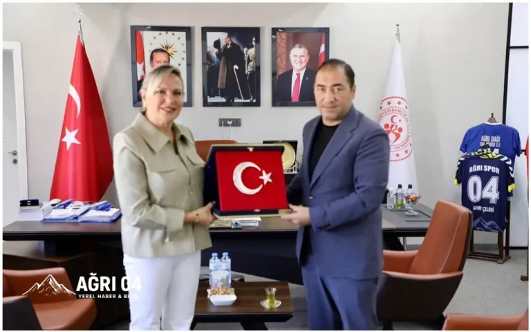 Ağrı’da tenis için yeni projeler masaya yatırıldı
