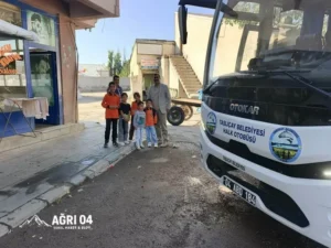 Taşlıçay’da Öğrencilere Müjde: Ulaşım Yıl Boyu Ücretsiz!