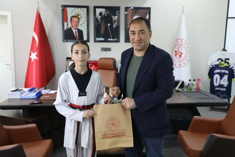 Ağrı’da Tarihi Gurur: Elif Işık Avrupa Vizesi Aldı!