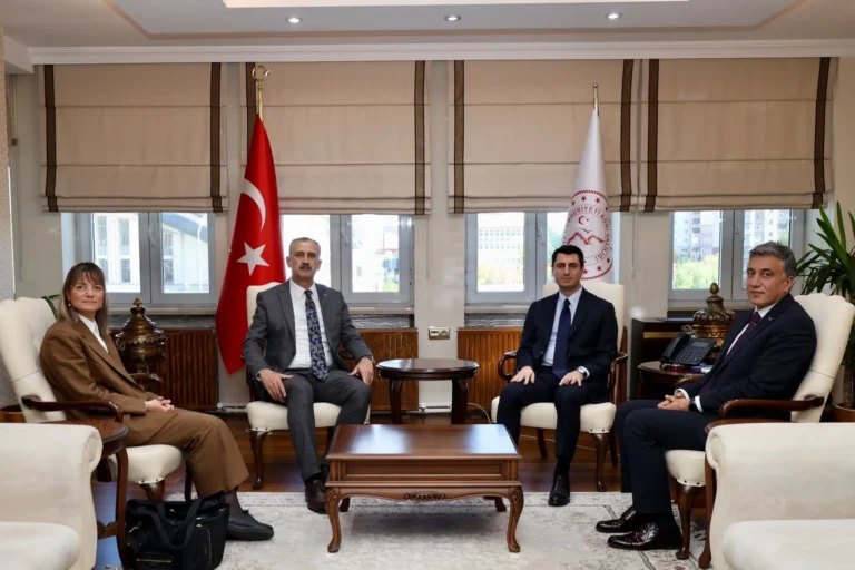 Bakan Yardımcısı Macit’ten Ağrı Valisi Bozkurt’a Ziyaret