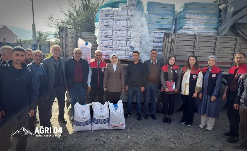 Taşlıçay’da Çiftçinin Yüzü Gülüyor: 30 Ton Tohum Dağıtıldı