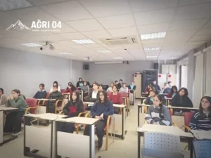 Ağrı’da Genç Beyinler Bilim İçin Kolları Sıvadı