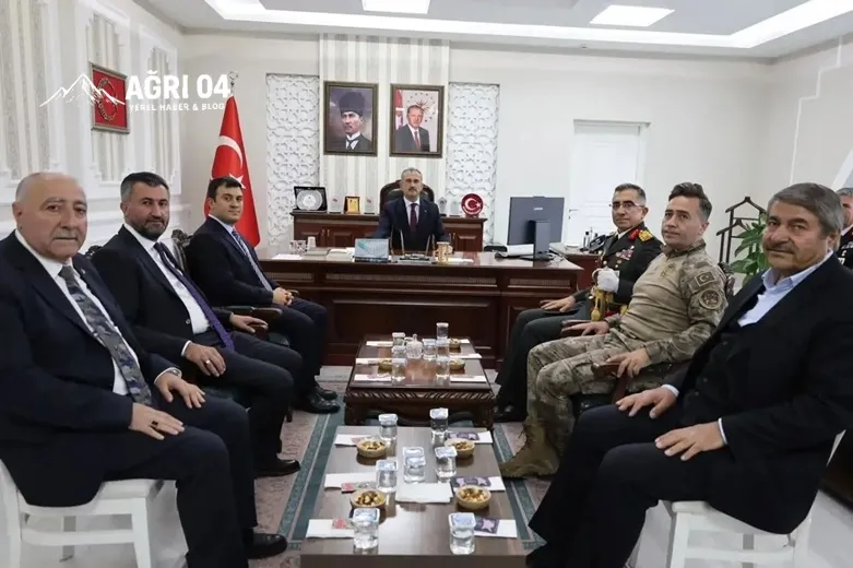 Vali Bozkurt Patnos’a Çıkarma Yaptı: Devlet ve Siyaset Ele Ele